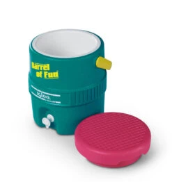 IGLOO Retro Barrel Of Fun 2 Gallon 9 IGLOO Retro Barrel Of Fun 2 Gallon -Outdoor Camping Store k089c00c915404aada4850a8c037f5c71